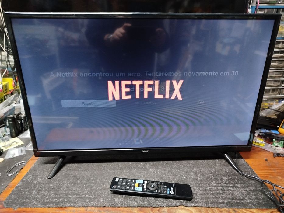 LCD blue 32 polegadas Smart TV