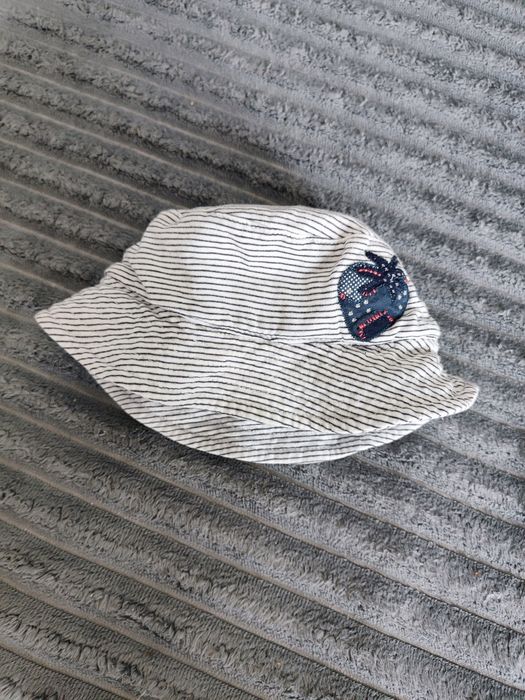Kapelusik dla niemowlaka w paski bawełna cotton Next 68 74