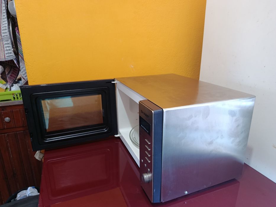 Microondas Sharp ExpressoEfross