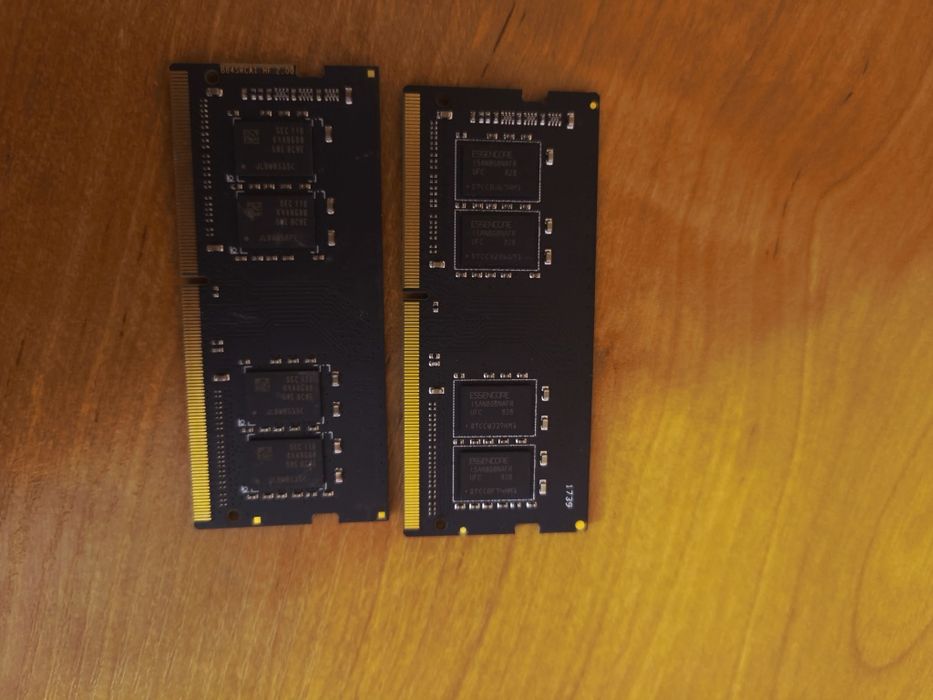 Оперативна пам'ять SK hynix  DDR4 -8 gb