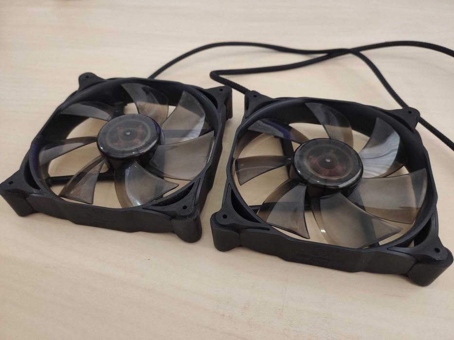 Noiseblocker Multiframe S-Series M12-P 120 mm PWM Fans, 2000 RPM64283956018306120