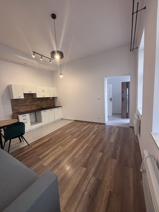 Na sprzedaż: mieszkanie nadające się pod lokal użytkowy – 30 m² | Nowy Sącz, ul. Ducha