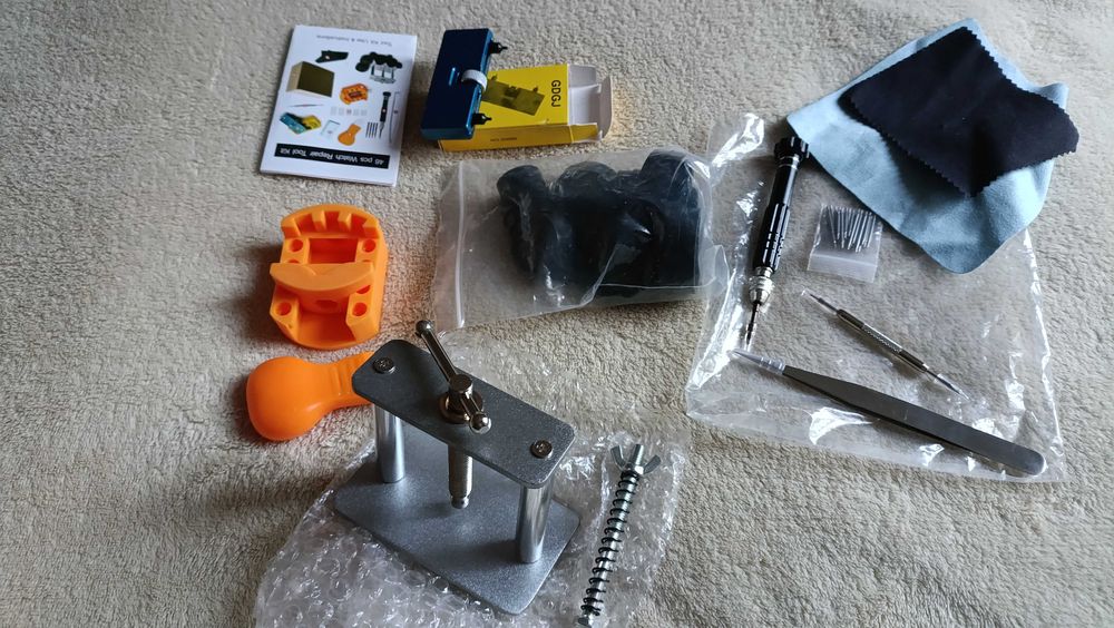 Набір для ремонту годинників 46 предметів