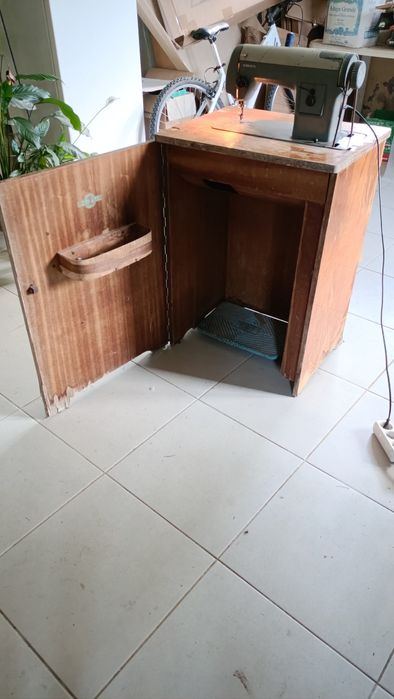 Máquina de costura para venda