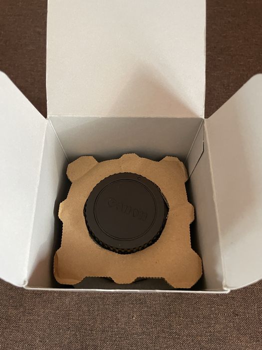 Обʼєктив Canon EF 85 mm f/1,8 USM