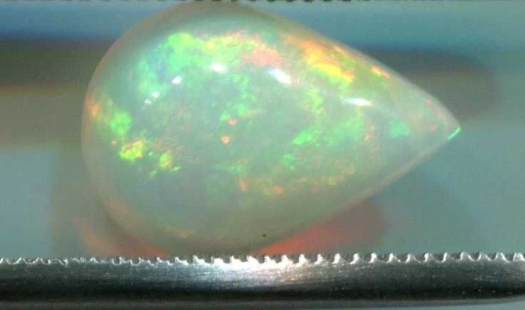 Opala Welo Etíope Natural Polida – 1,95 Quilates (11 mm x 8 mm) Pedra Preciosa Deslumbrante