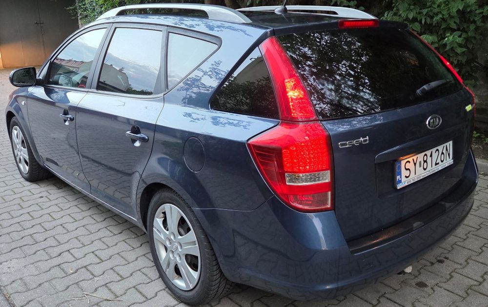 KIA Cee'd polift 2010