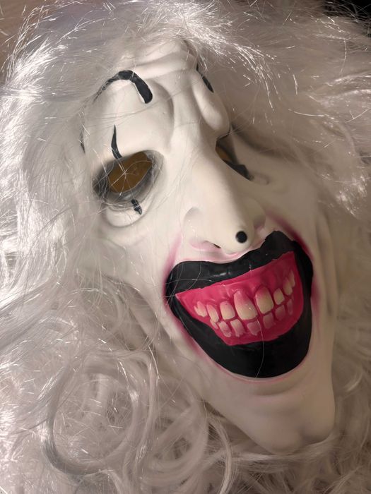 Máscara Terrifier nova