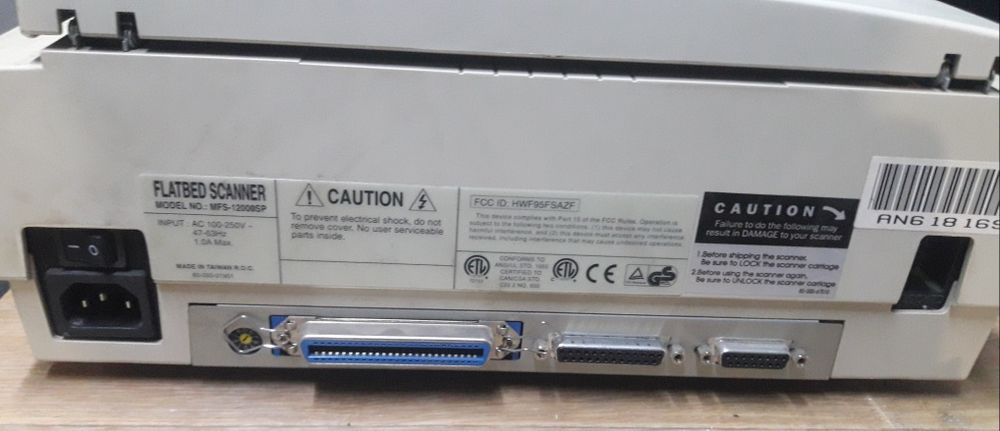 Сканер Mustek MFS-1200SP. Формат A4+