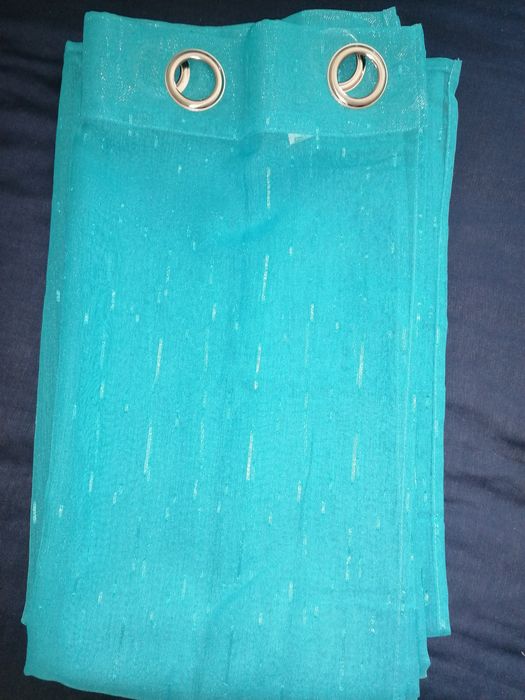 Conjunto de cortinados com varão