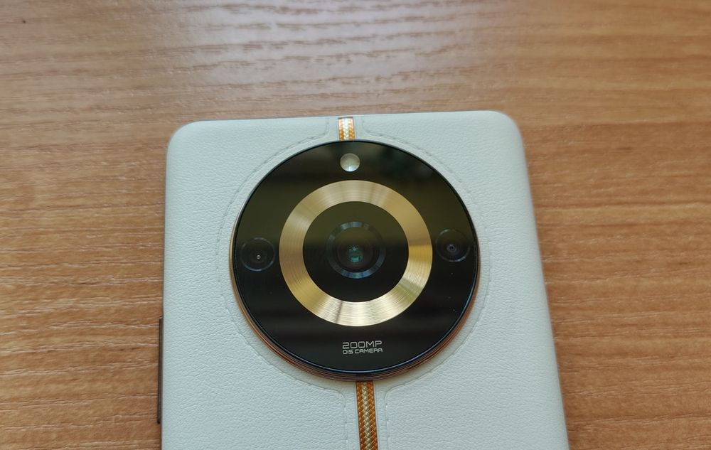 Smartfon Realme 11 Pro+ 5G 12/512GB Beżowy