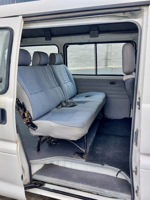 Mitsubishi L400 2.5D de 2000
