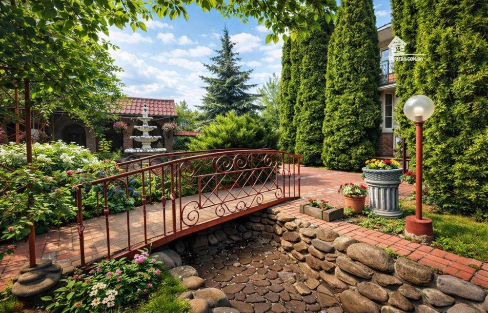 Посуточно. Баня, купель, беседка, бильярд, генератор. До 25 человек.