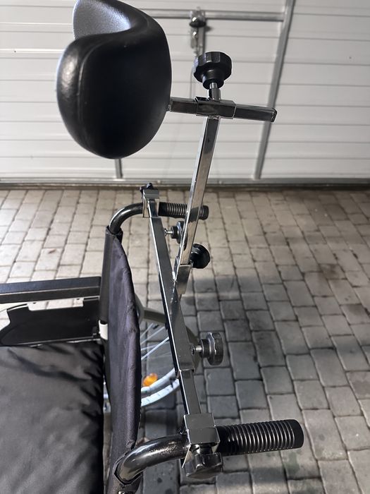 Zagłówek do wózka inwalickiego