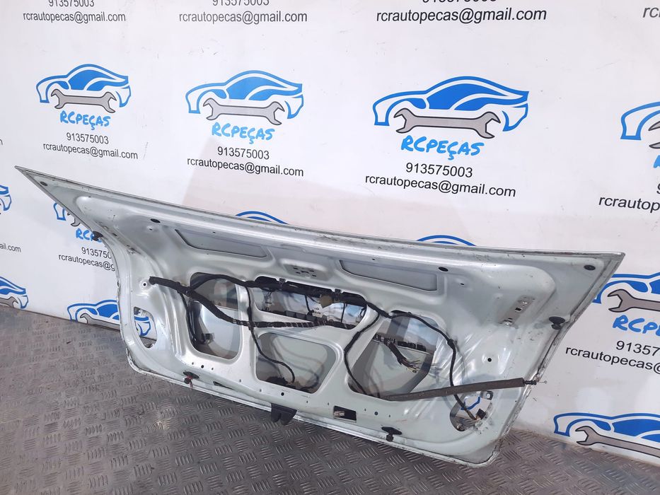PORTA TAMPA MALA MERCEDES BENZ CLASS E C207 W207 COUPE A2077500175