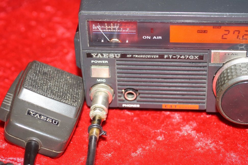 Transceptor compacto YAESU FT-747GX Canidelo • OLX.pt