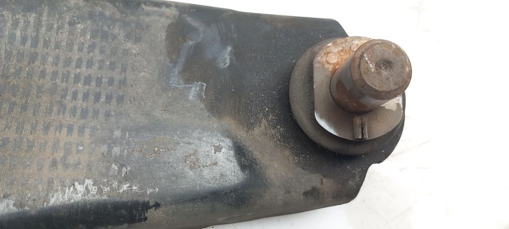 Braço de suspensão frente direito RENAULT Twingo III (BCM_)