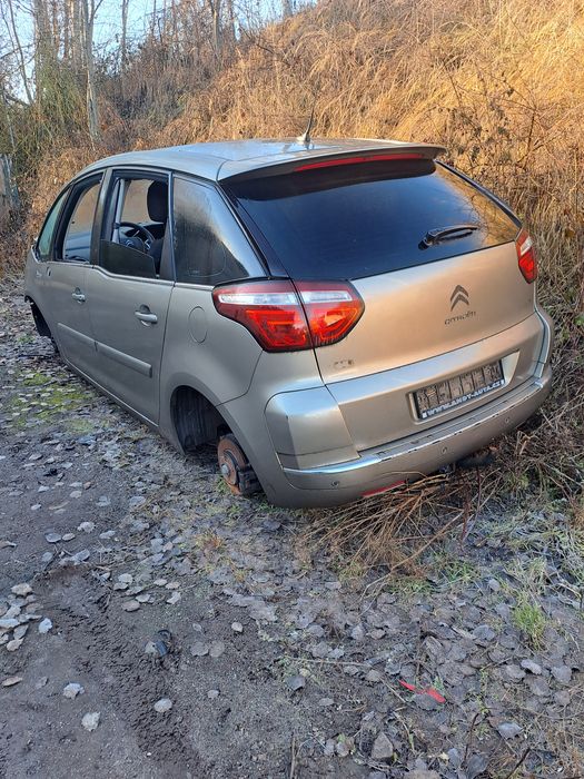 Бампер,капот,дзеркала Сітроєн Пікассо С4. 2013р.Перед комплектом.