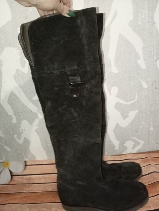 Замшеві фірмові ботфорти via vai