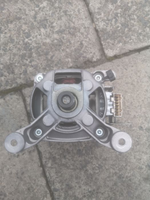 Silnik elektryczny