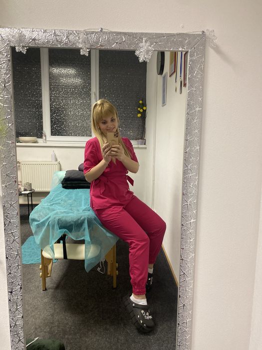 Пропоную професійний мас 10 років в масажній сфері .М Либідська