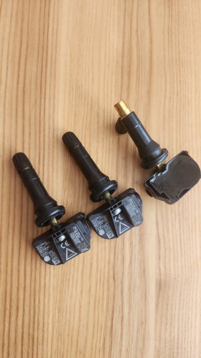 Датчик тиску/Датчики давления шин  ford Mustang Mach Maverick Aviator