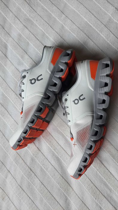 Buty do bieganua ON RUNNING