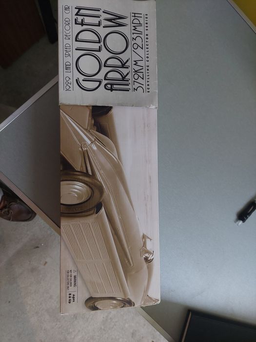 Caixa de brinquedo golden arrow