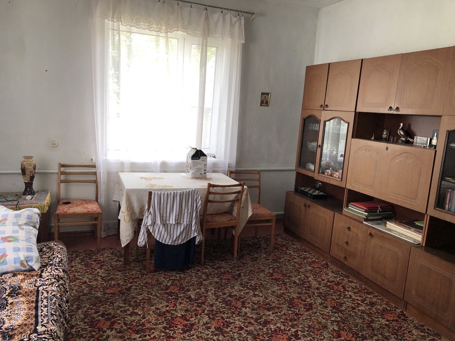 Будинок в м.Тараща центр 100 кв.м 4 кімнати