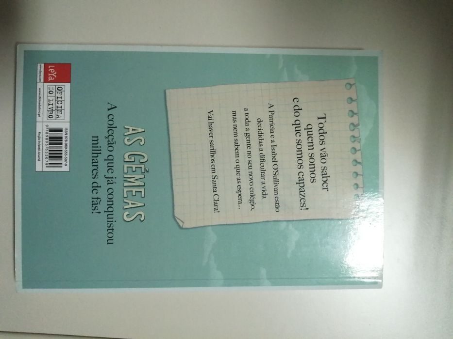 Livro "AS GÉMEAS no Colégio de Santa Clara"