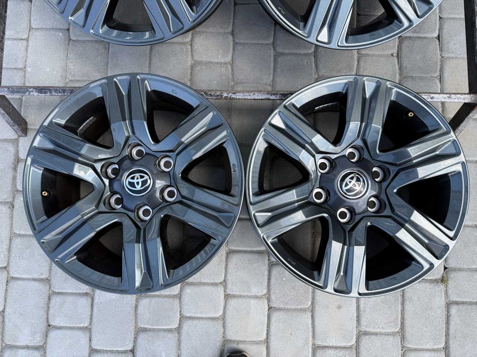 Диски Toyota R17 6x139,7 7,5J ET30 Hilux Land Cruiser Prado Tacoma