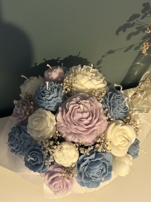 Ręcznie robiona kompozycja świec sojowych o zapachu róż