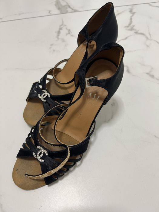 Продам туфлі латина ECKSE