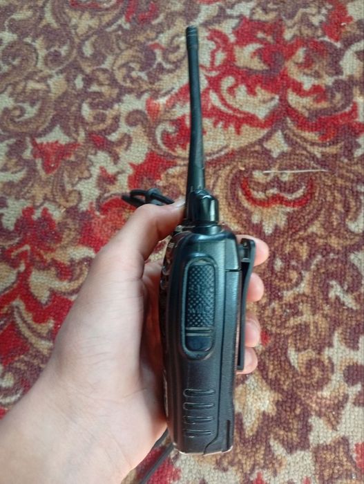 продам терміново рацію BF-888S