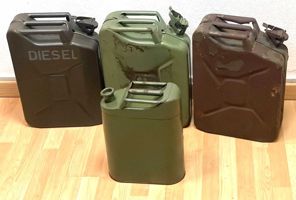 Jarricans antigos aptos a serem usados, cada um 20€