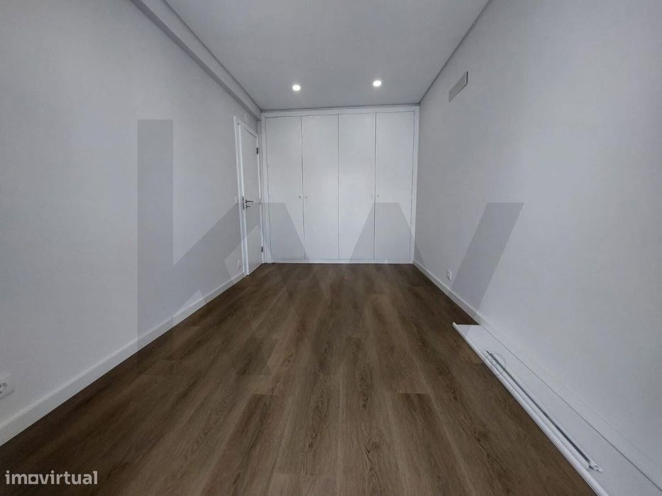 Apartamento T2 Renovado no Centro da Ericeira