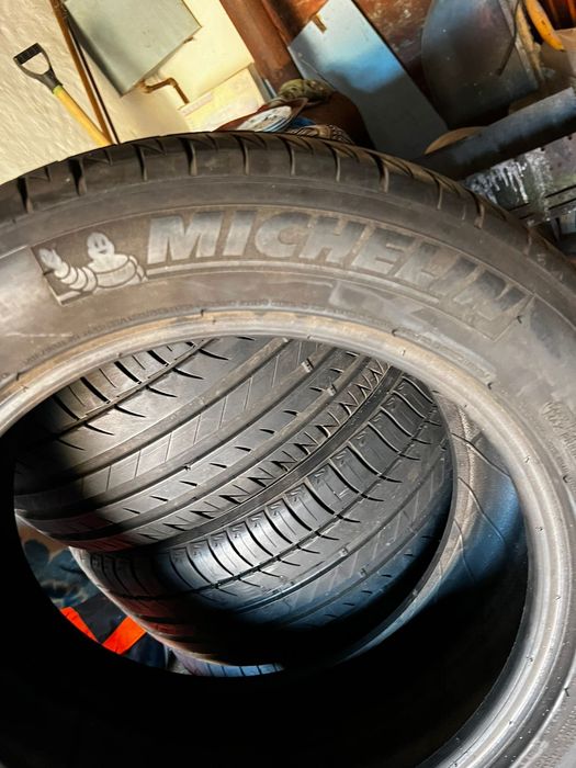Продам шины michelin