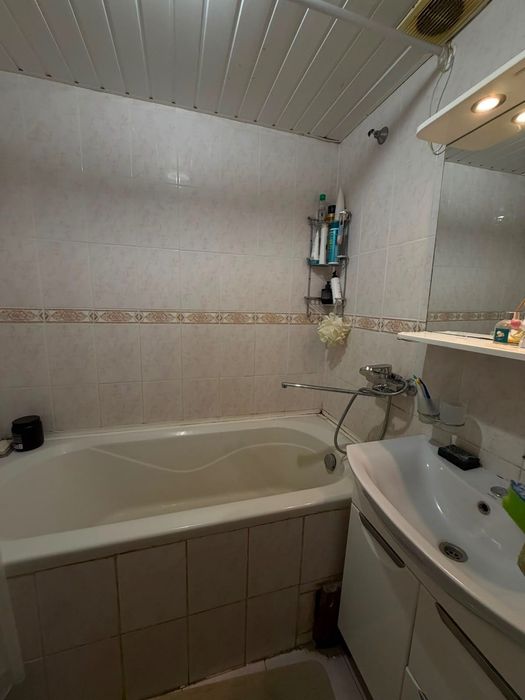 Продаж 4-х кімнатної квартири