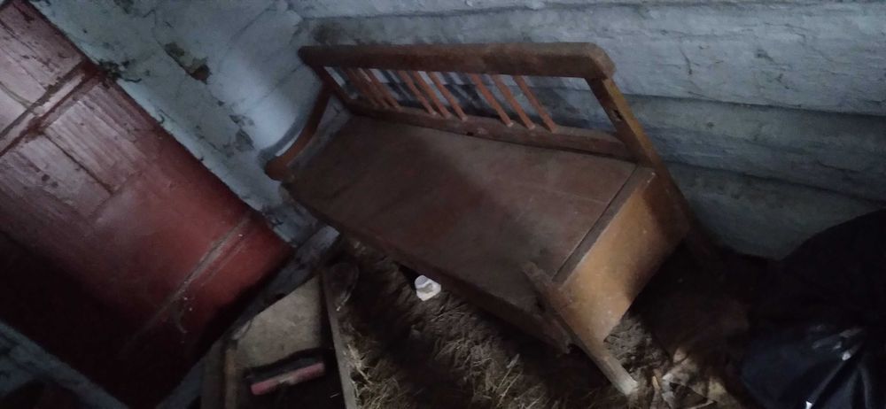 Kredens do renowacji i inne stare meble