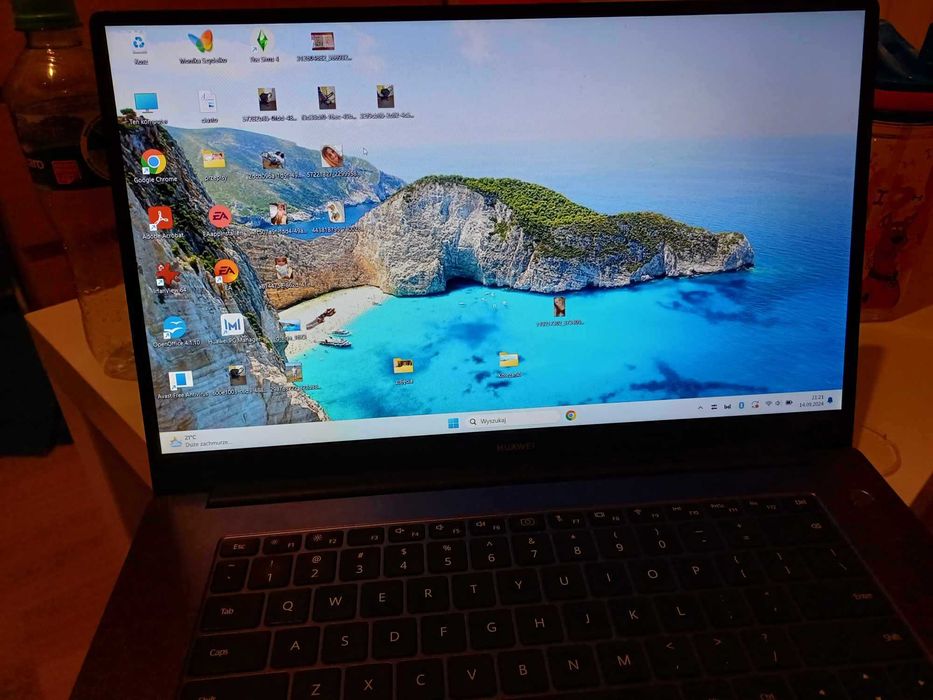 Laptop huawei Mate book D15