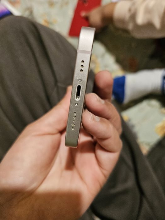 Iphone 13   128gb