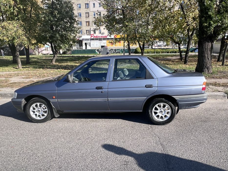 Продам форд орион