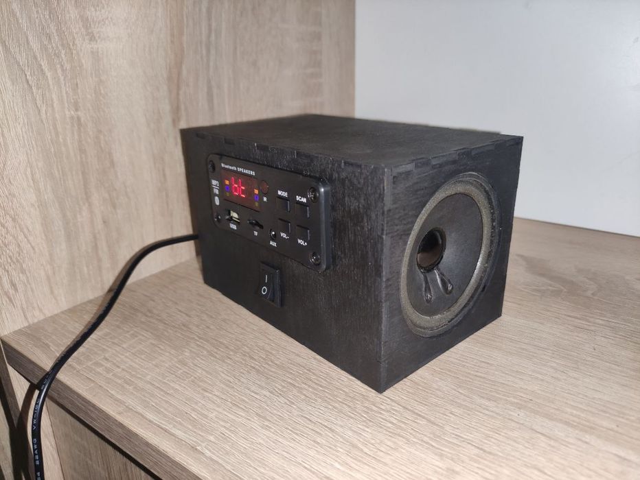 Портативна bluetooth  акустика аудіо колонка