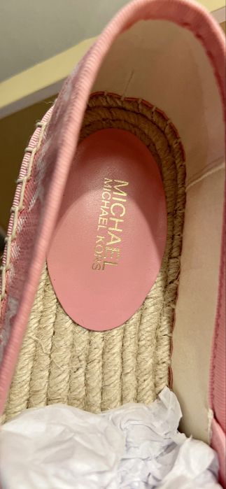 Alpercatas Michael Kors cor de rosa