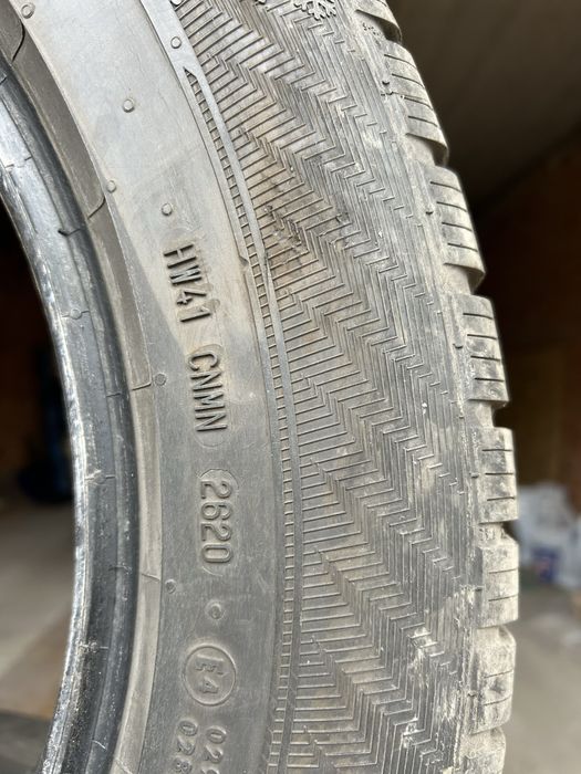 Продам зимову резину Gislaved