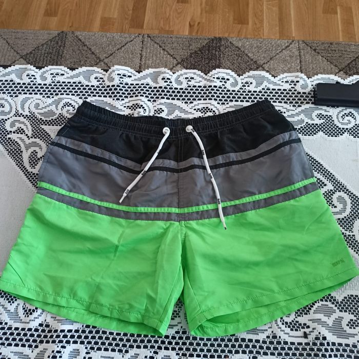 Męskie, letnie krótkie spodenki MORAJ