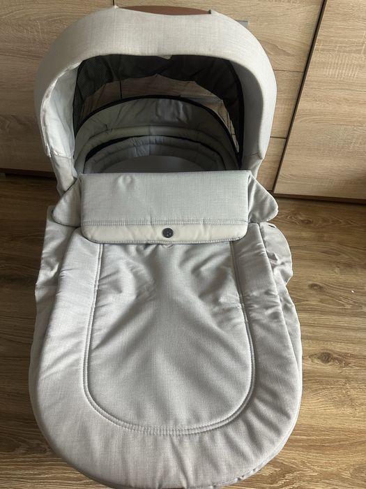 Sprzedam wózek szary Roan bloom  3w1