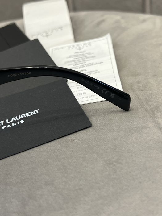 Okulary przeciwsłoneczne Saint Laurent