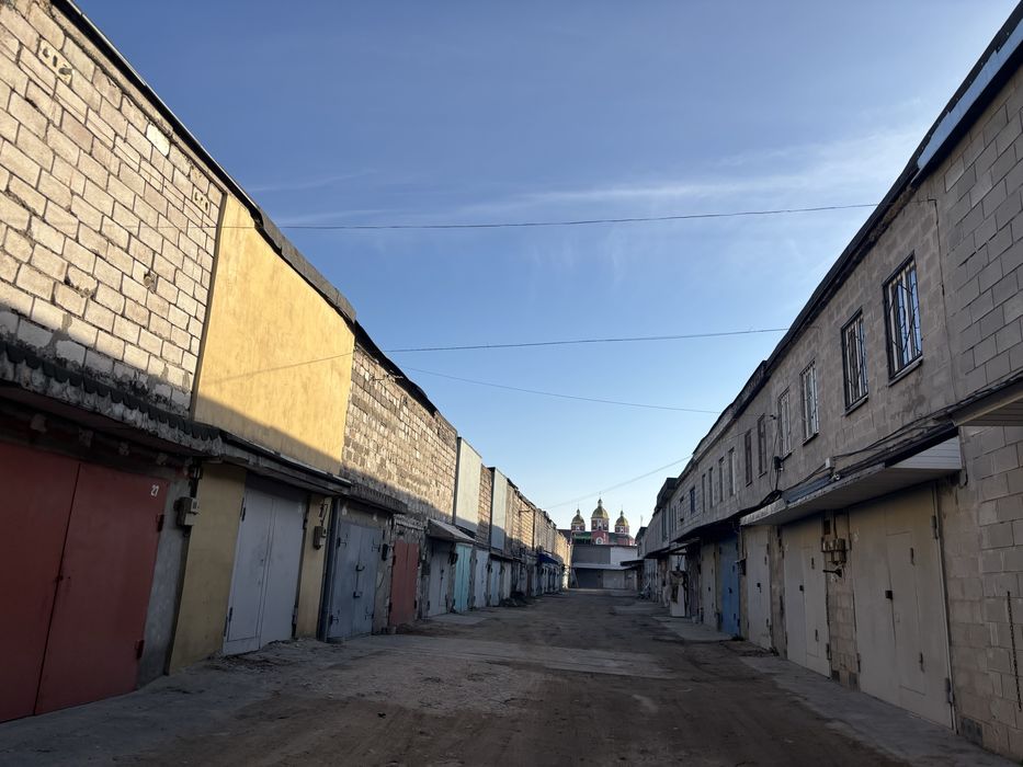 Продам 2-поверховий гараж