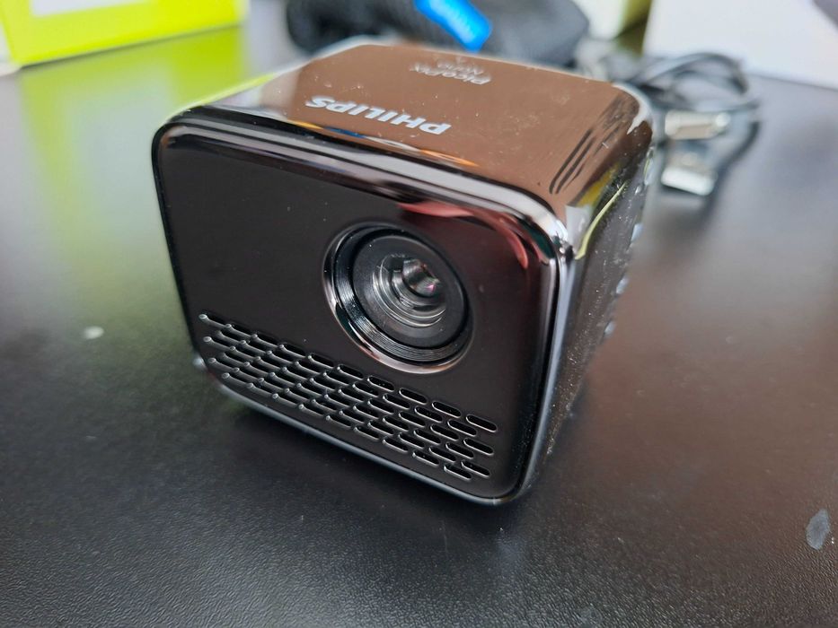 PicoPix Nano (Projetor portátil)